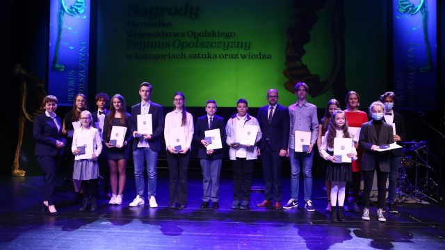 Wręczenie nagród i stypendiów edukacyjnych