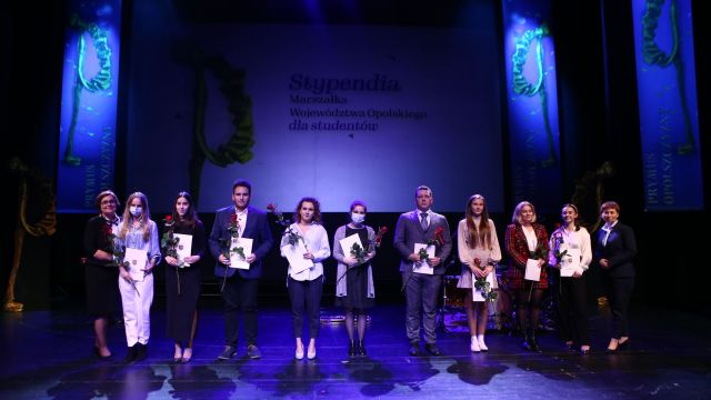 Wręczenie nagród i stypendiów edukacyjnych