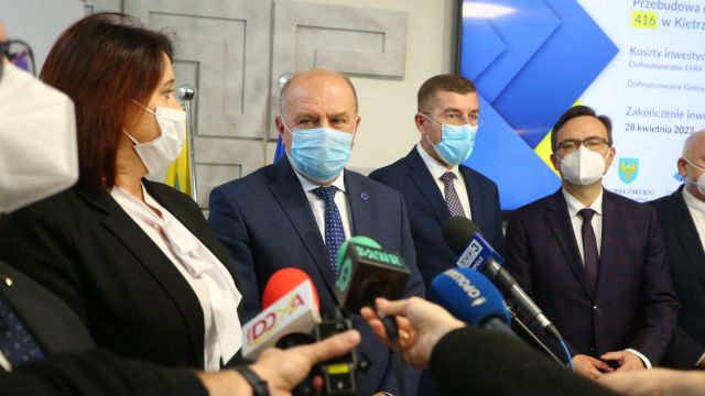 Podpisanie umowy na przebudowę drogi wojewódzkiej 416 w Kietrzu