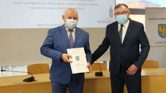 Umowy dla organizacji pozarządowych