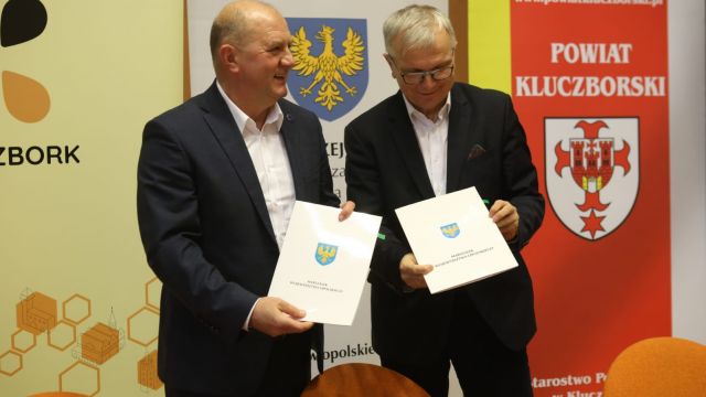 Podpisanie umów w Kluczborku