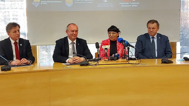 Konferencja nt. nowych dróg