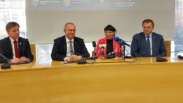 Konferencja nt. nowych dróg