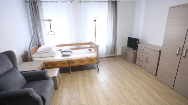 Oddanie mieszkania wspomaganego w Paczkowie
