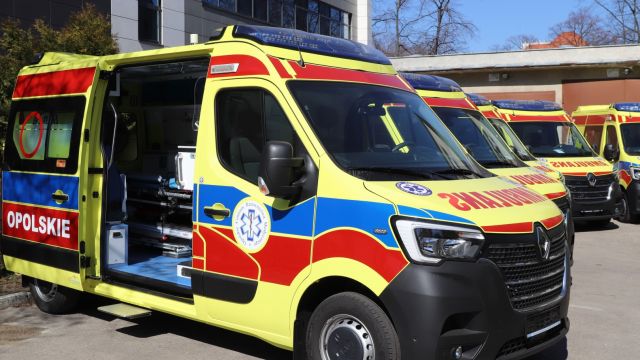 Nowe karetki dla OCRM