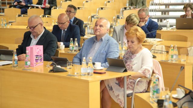 Majowa sesja sejmiku