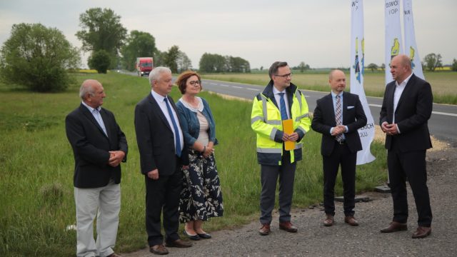 Bezpieczna droga z Wilkow