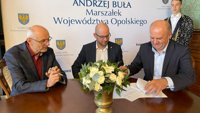 Umowy na projekty turystyczne