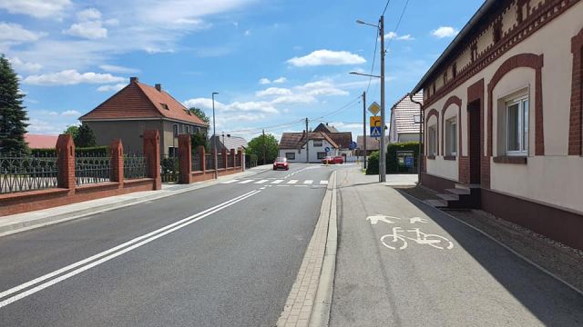 Droga w Brynicy po przebudowie