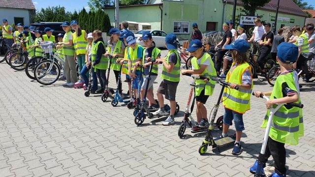 Droga w Brynicy po przebudowie
