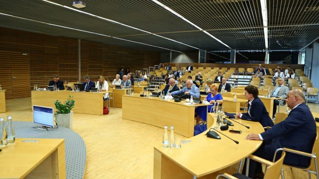Sesja sierpień