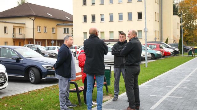 Przekazanie działki w Pokoju