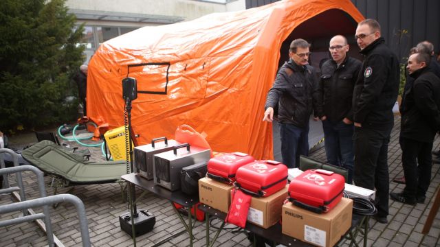 Samochody i specjalistyczny sprzęt