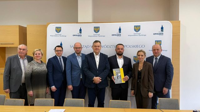 Umowa na rozbudowę WBP