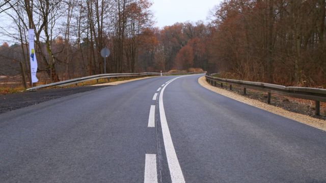 Coraz lepiej na drodze 454