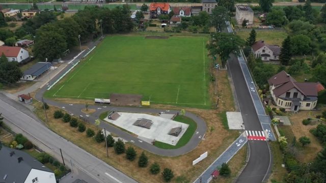Kompleks rekreacyjno-sportowy w Dąbrowie