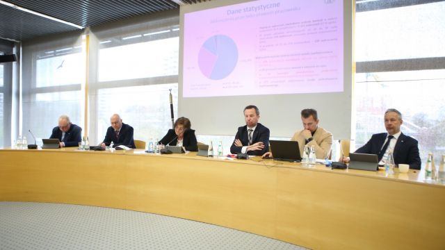 Kwietniowa sesja sejmiku