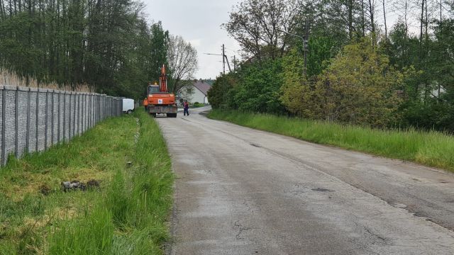 Prace na drogach w gminie Krapkowice