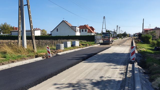 Przebudowa drogi Zawadzkie-Żędowice