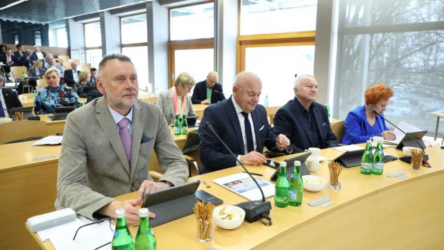 Lutowa sesja sejmiku