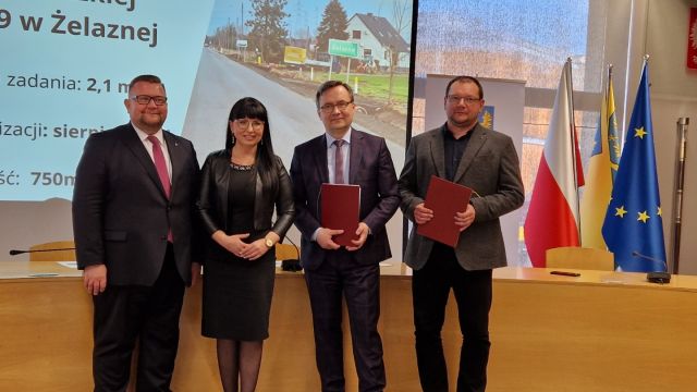 Umowa na drogę w Żelaznej