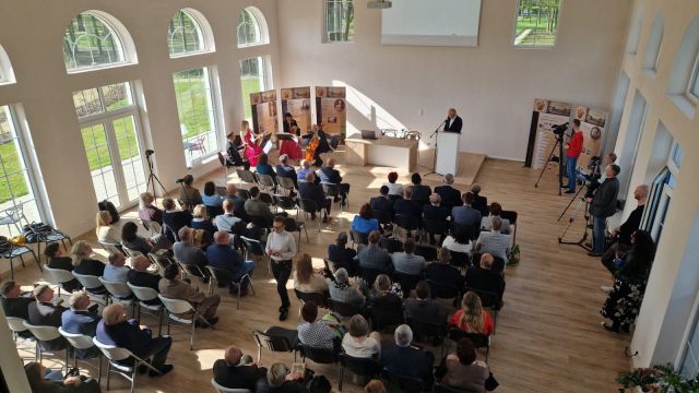 Otwarcie parku w Pokoju