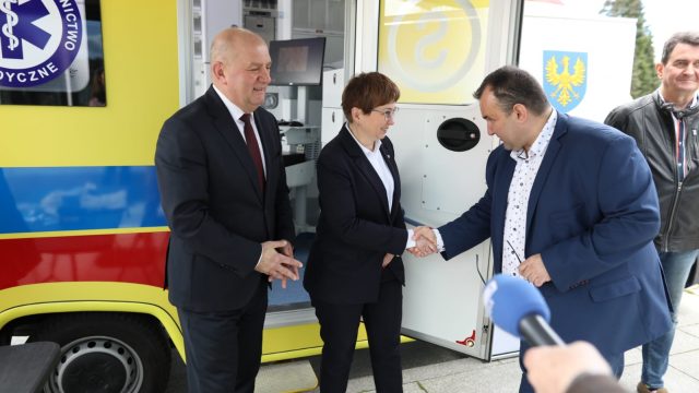 Karetka kontenerowa