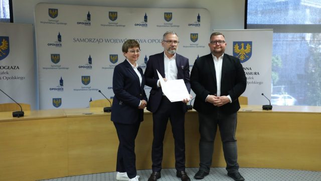 Podpisanie umowy z OCO