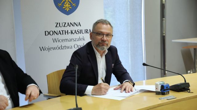 Podpisanie umowy z OCO