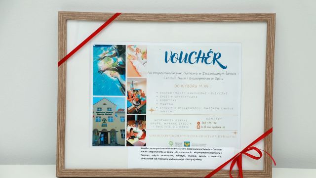 Przekazanie darów dla WoŚP