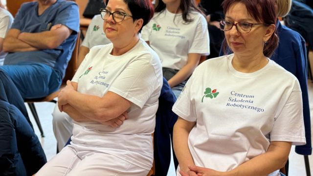 Nowoczesny robot w OCO