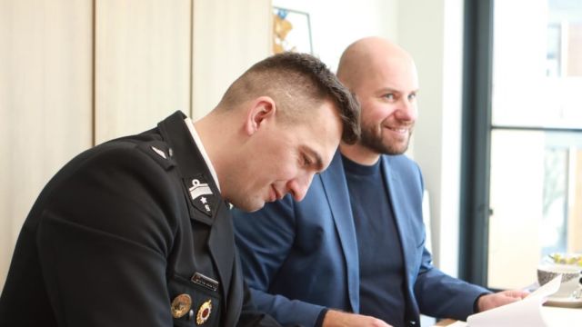 OSP Miejsce Odrzańskie - wręczenie umów MBO