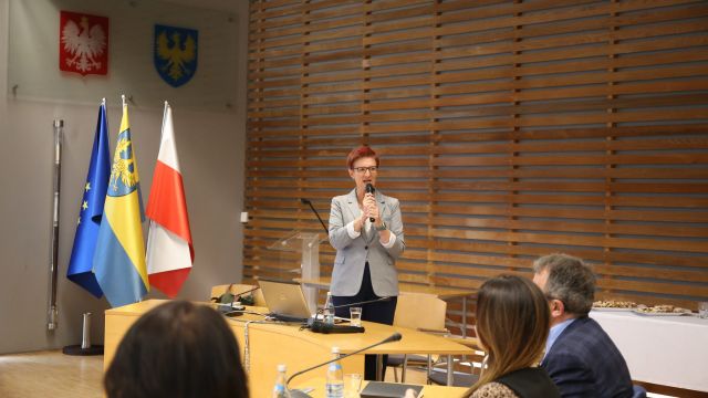 wręczenie umów beneficjentom