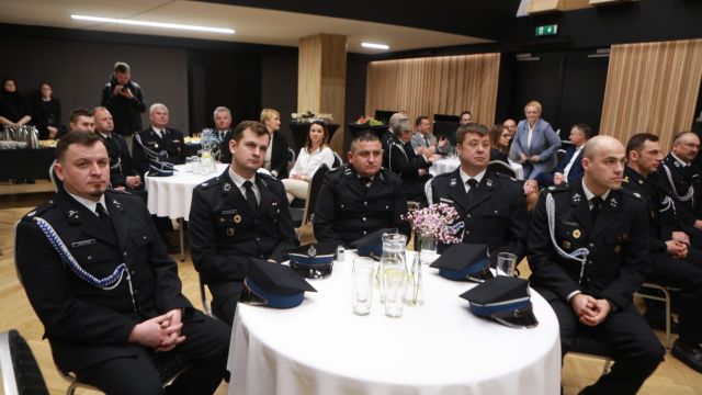 Wręczenie umów na doposażenie OSP