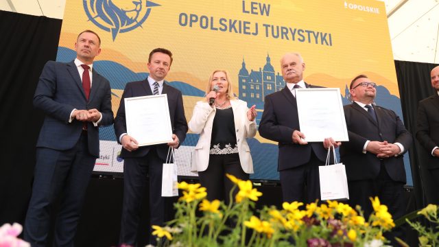 Lwy Turystyki