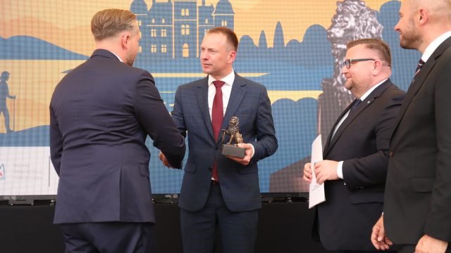 Lwy Turystyki