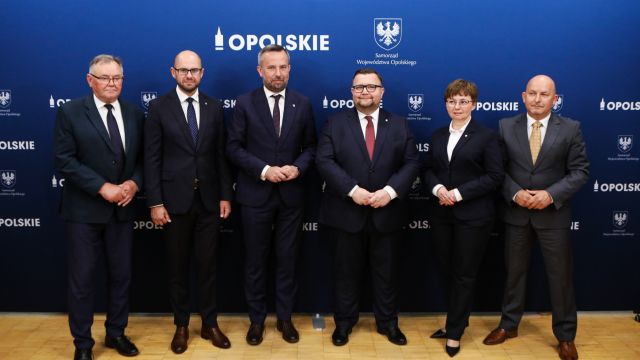 Najpierw wotum zaufania, potem absolutorium dla zarządu województwa