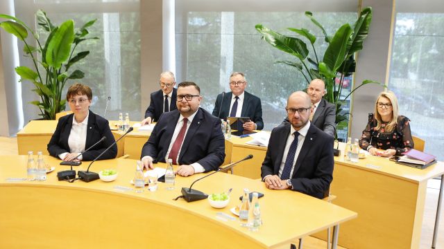 Najpierw wotum zaufania, potem absolutorium dla zarządu województwa