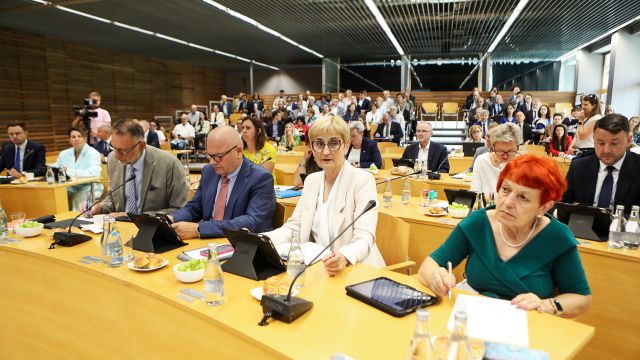 Najpierw wotum zaufania, potem absolutorium dla zarządu województwa