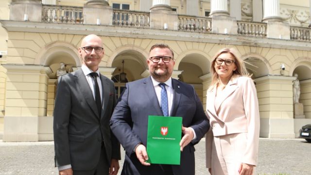 Pomoc Mazowsza dla Województwa Opolskiego po powodzi