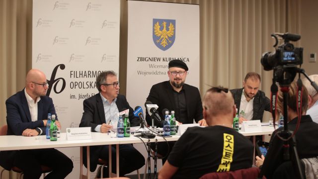 Konferencja prasowa w filharmonii