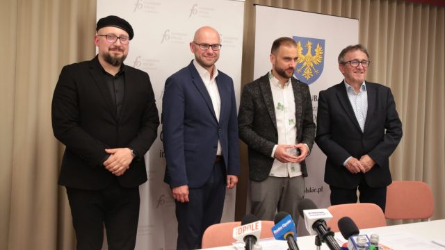 Konferencja prasowa w filharmonii