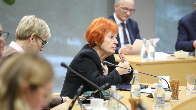 Na sesji o ochronie powietrza, sporcie i zabytkach