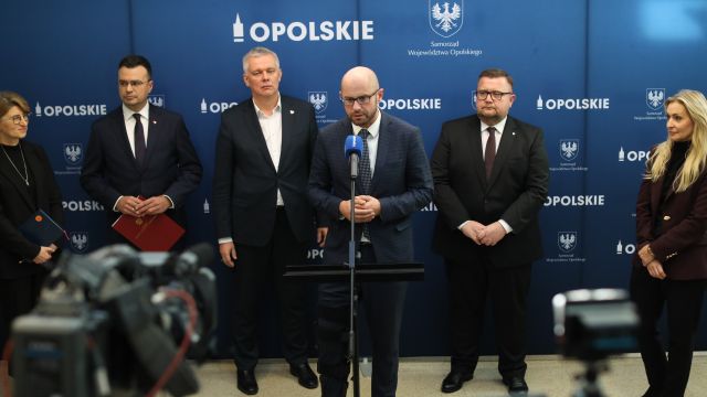 Podpisanie umowy w CMJW