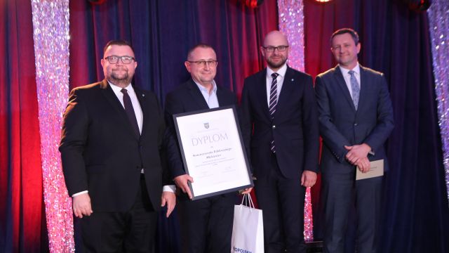Jesień zaczyna się pogodnie  – z ludźmi o wielkich sercach