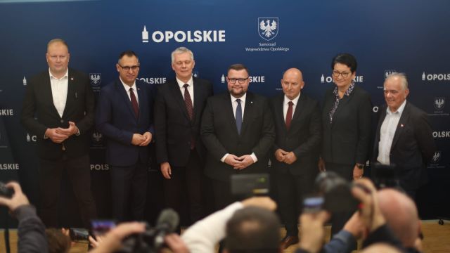 Rewolucja kolejowa nabiera tempa. Kolejne inwestycje w linie kolejowe