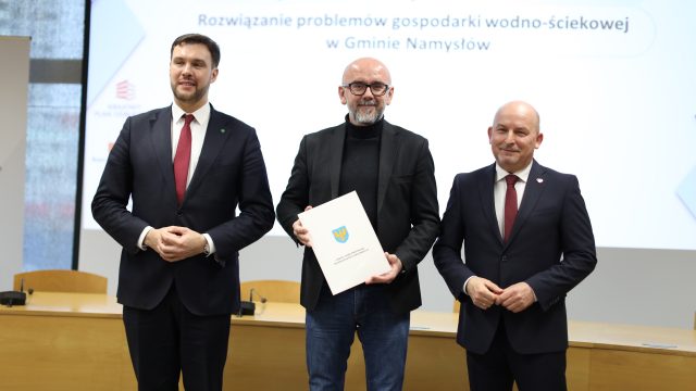 Wręczenie umów