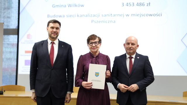Wręczenie umów