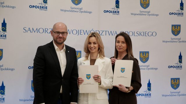 Pierwsze umowy MBO