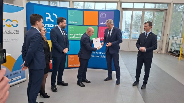 Umowa dla Politechniki Opolskiej